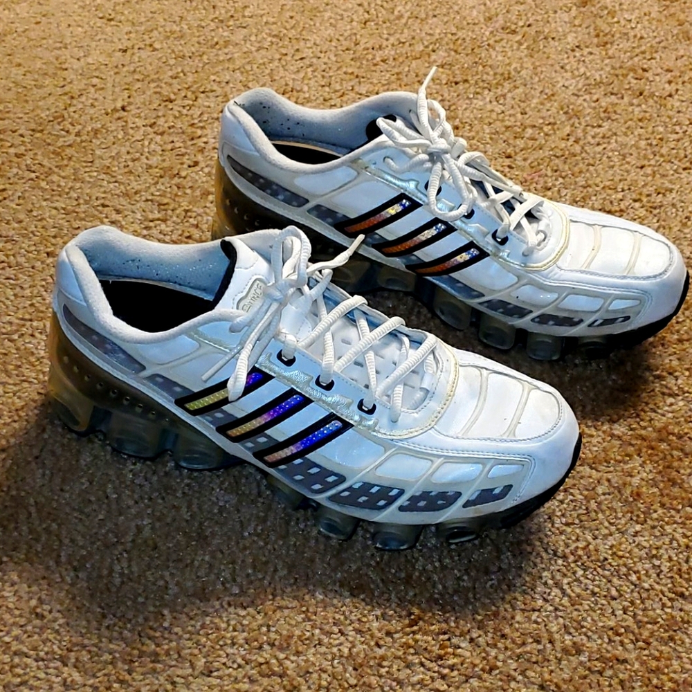 Adidas Sneakers